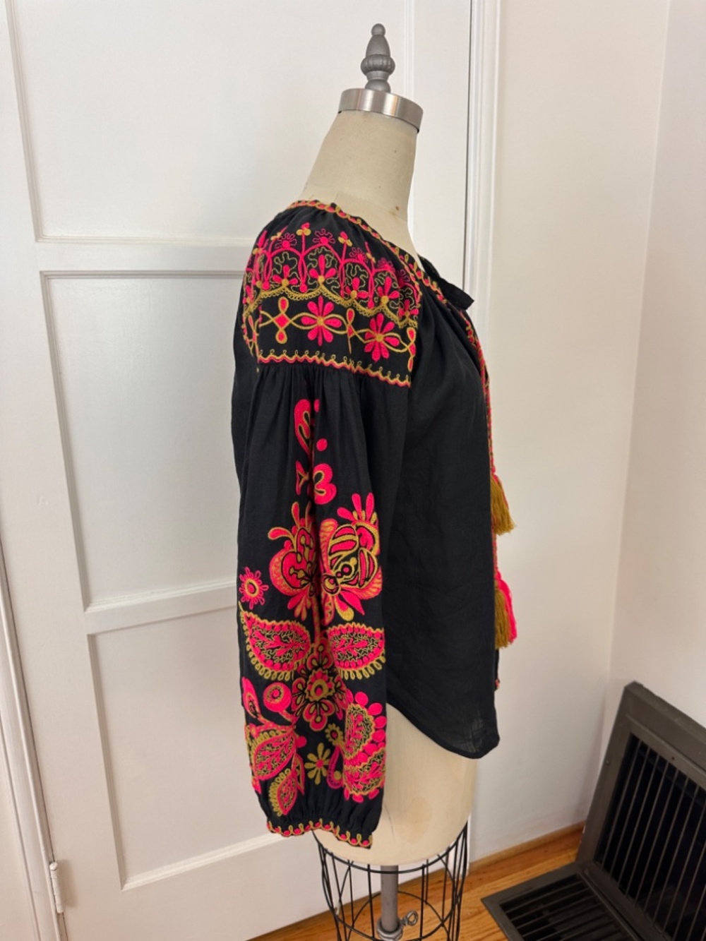 linen top handmade in ukraine - Picture 4 of 6
